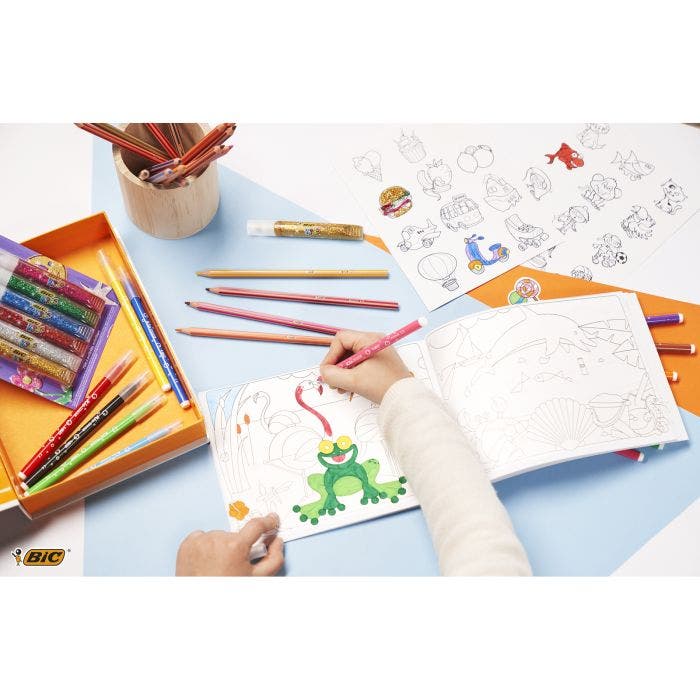 Lot De 12 Crayons De Couleur Arc-en-ciel - Mine Multicolore, Bois Robuste - Pour Dessin, Coloriage, Esquisse - Enfants Et Adultes - 4
