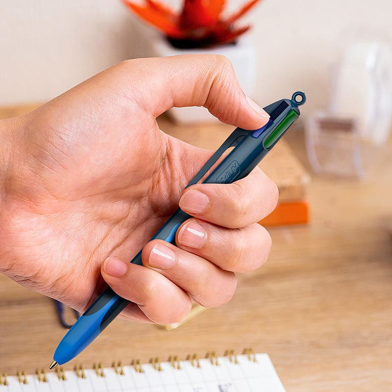 BIC 4 Colours Smooth Lifestyle