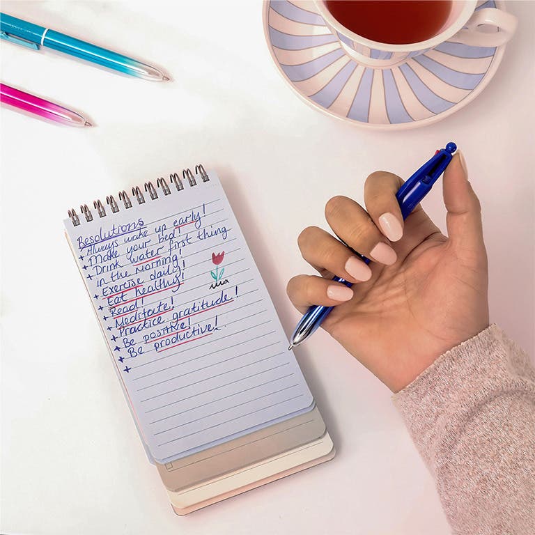 BIC 4 Colours Smooth Lifestyle